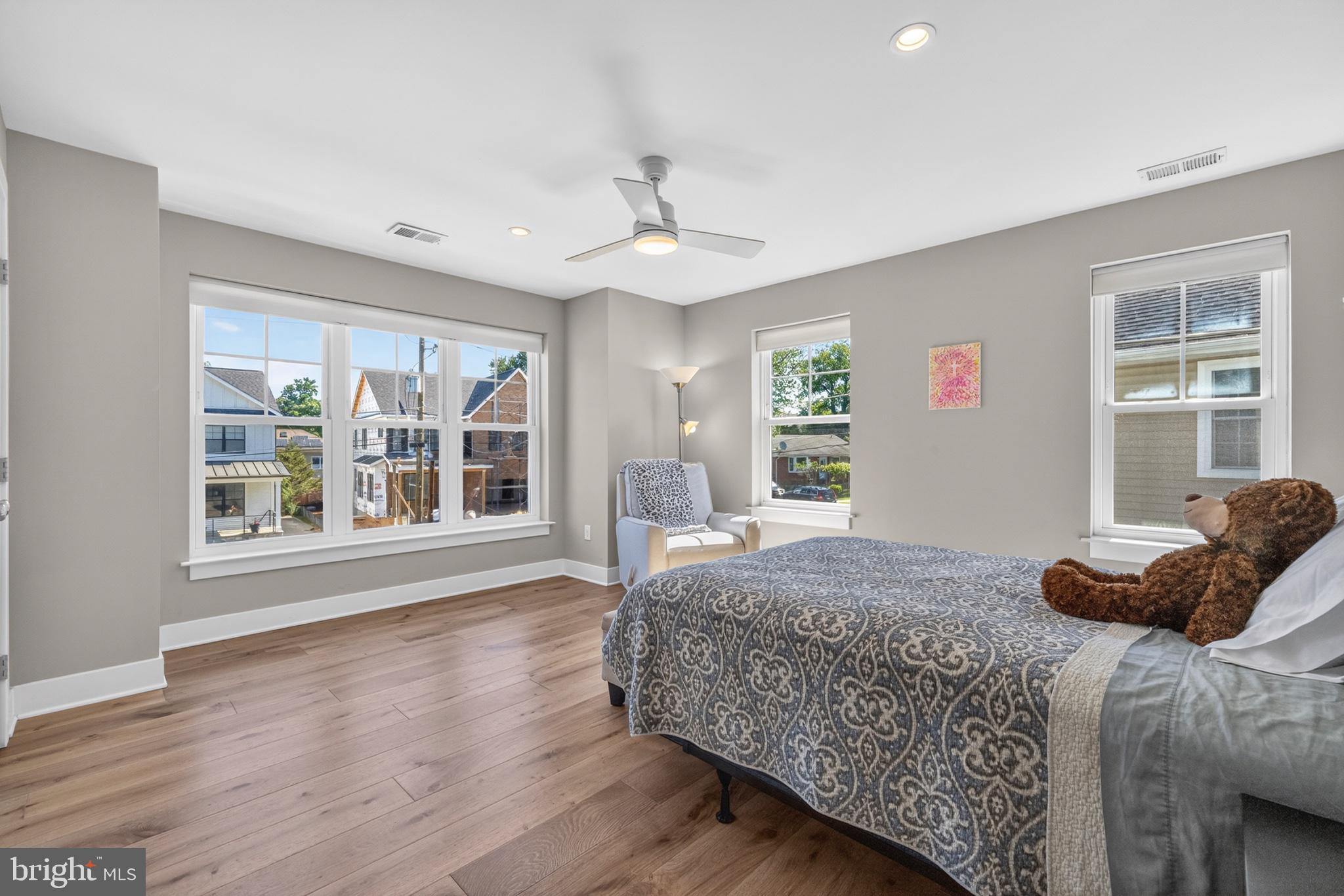 GEORGETOWN VILLAGE - Residential