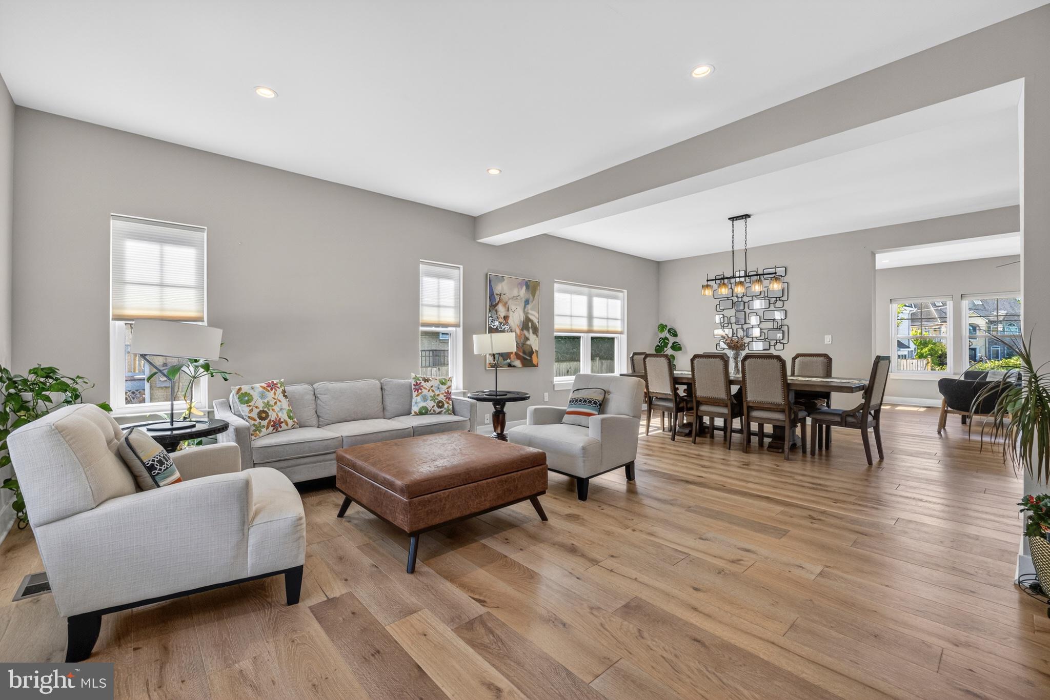 GEORGETOWN VILLAGE - Residential