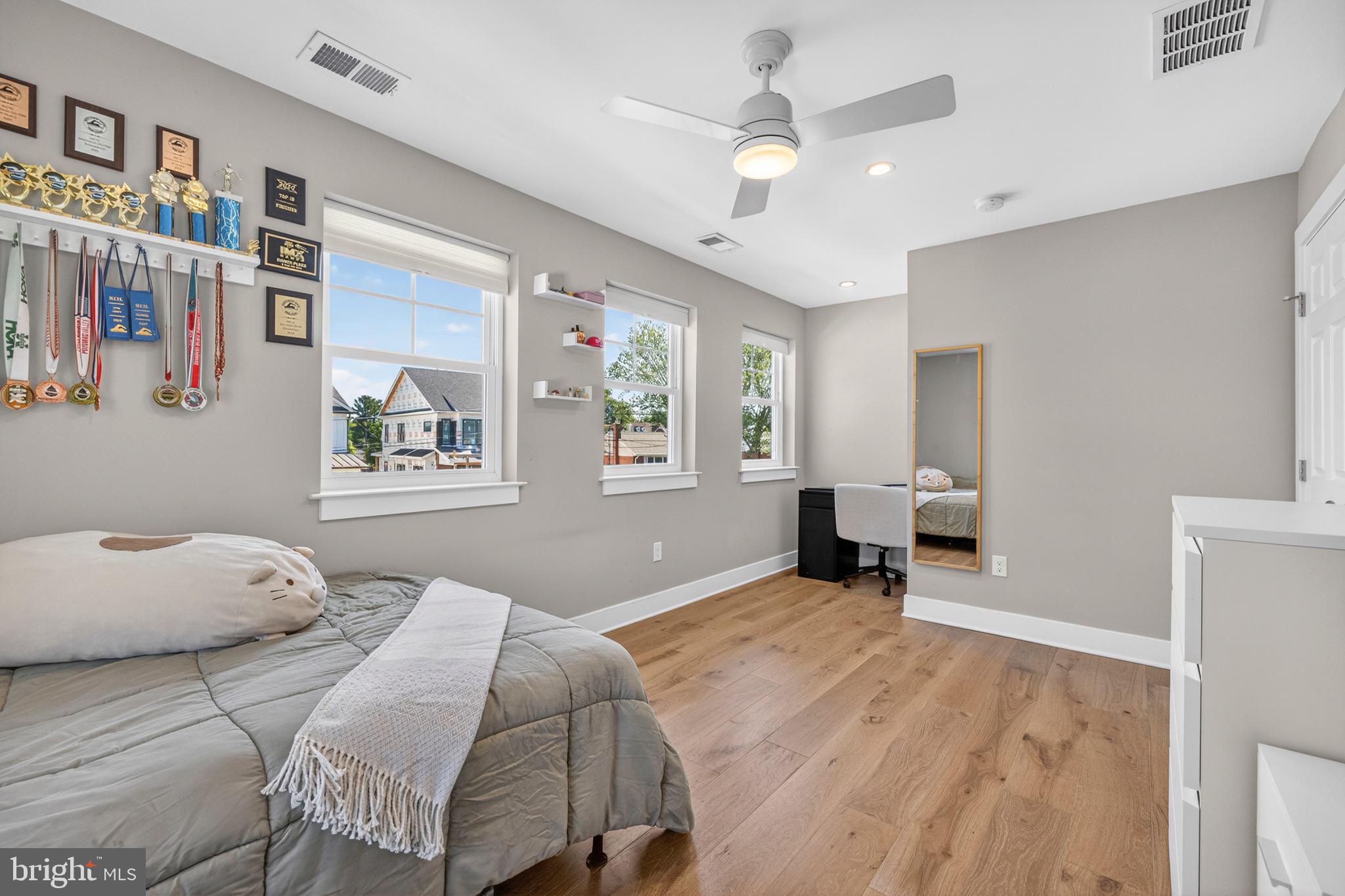 GEORGETOWN VILLAGE - Residential