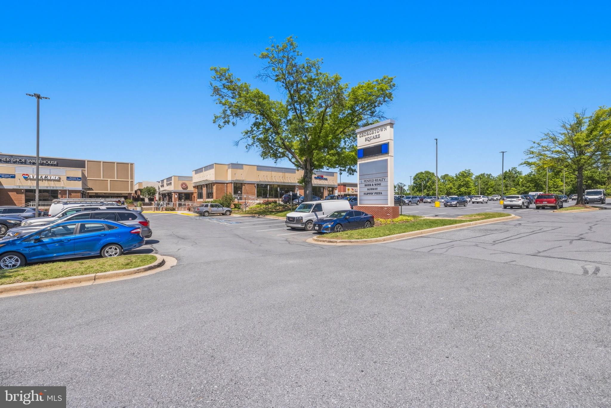 GEORGETOWN VILLAGE - Residential