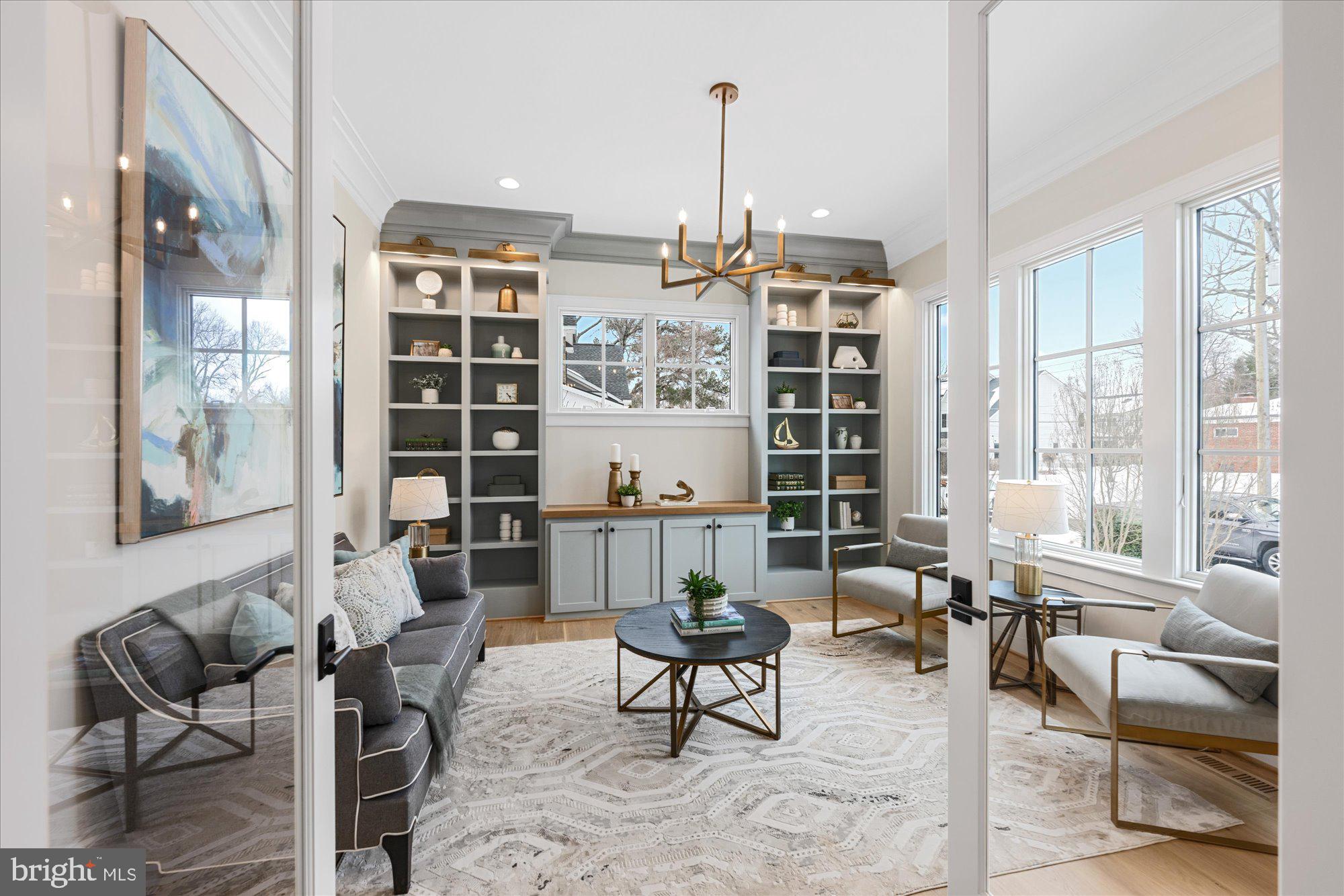 MONTOUR HEIGHTS - Residential