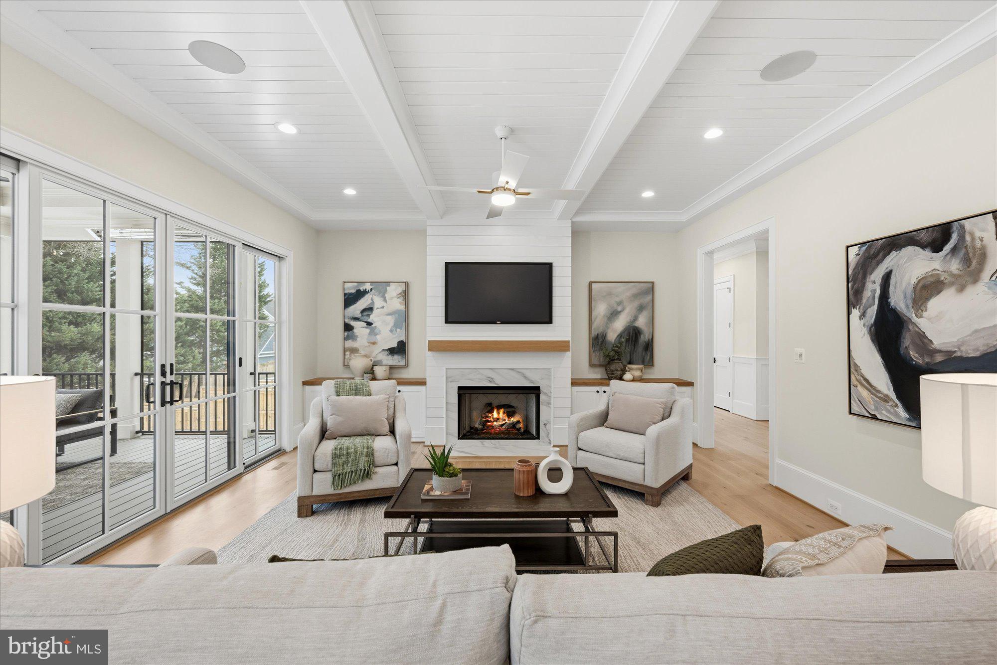 MONTOUR HEIGHTS - Residential