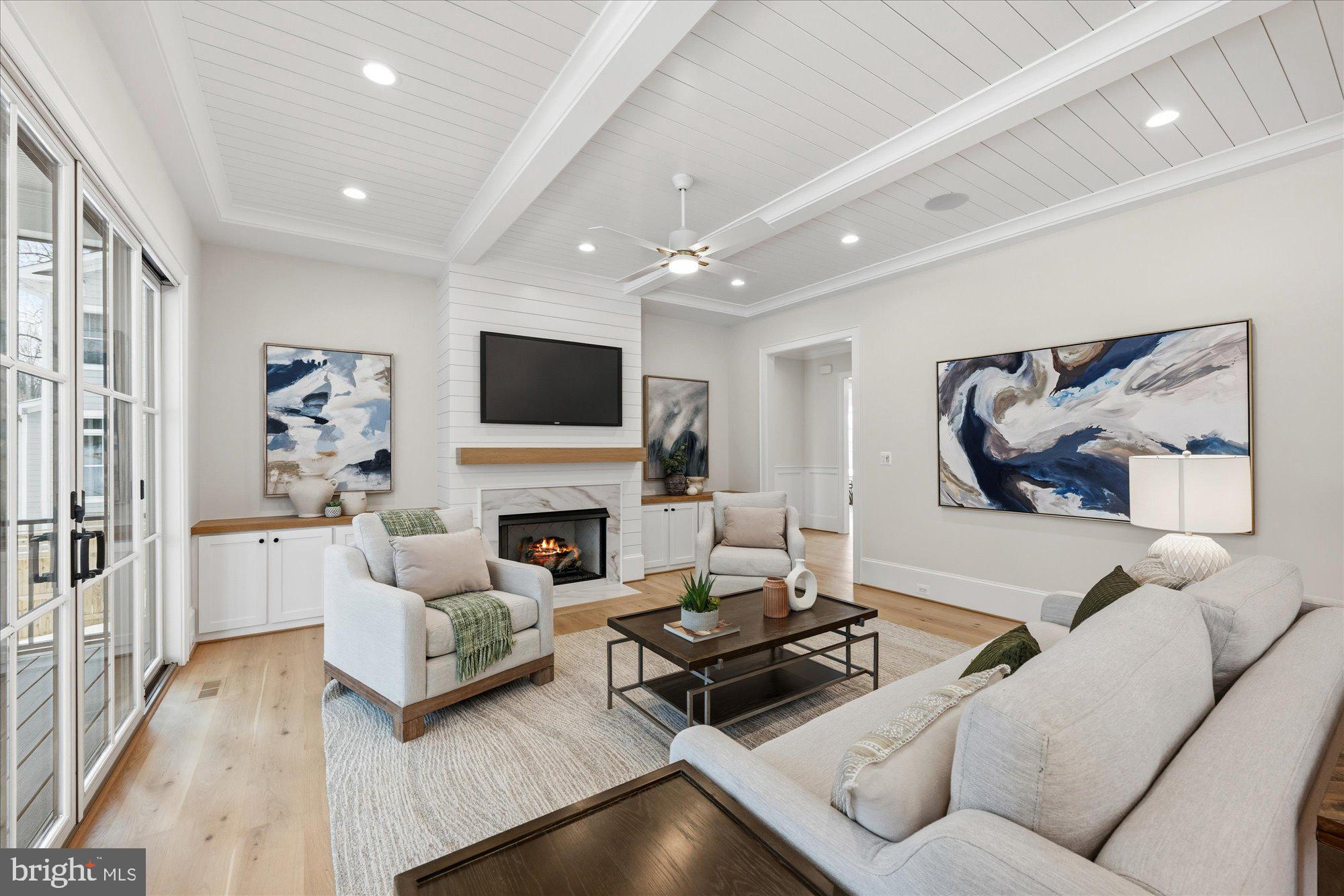 MONTOUR HEIGHTS - Residential