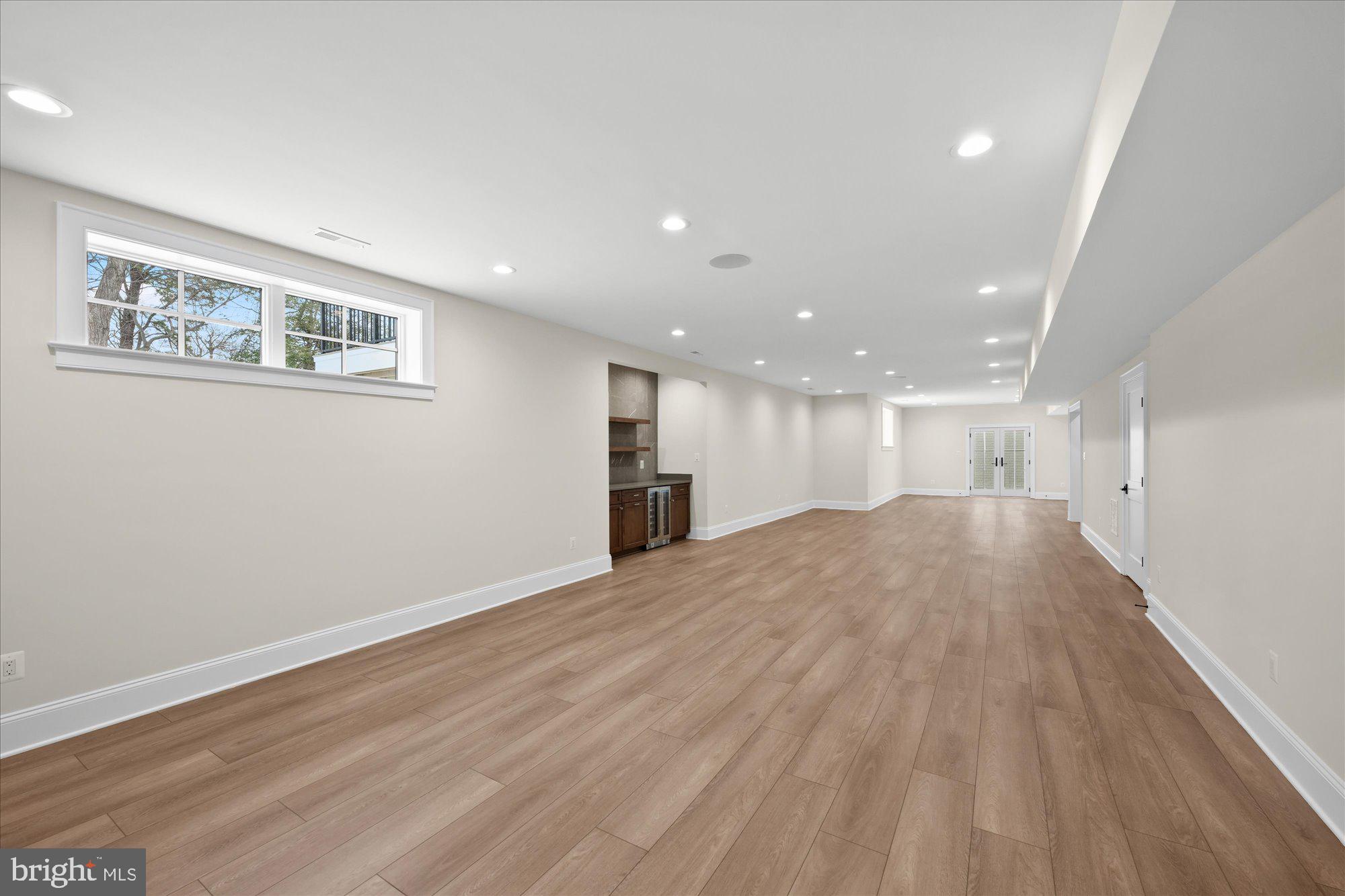 MONTOUR HEIGHTS - Residential