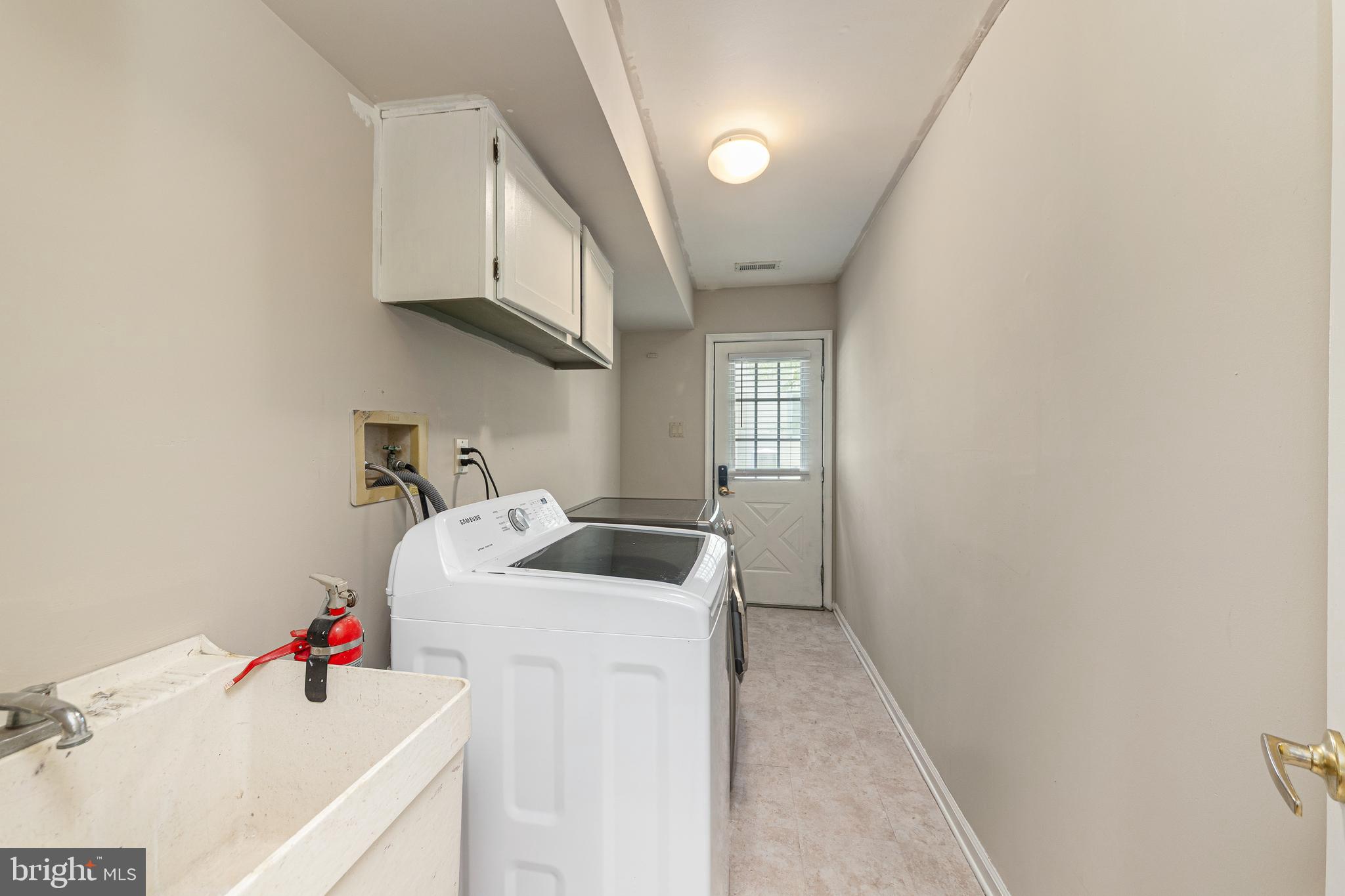NEWTOWN GRANT - Residential