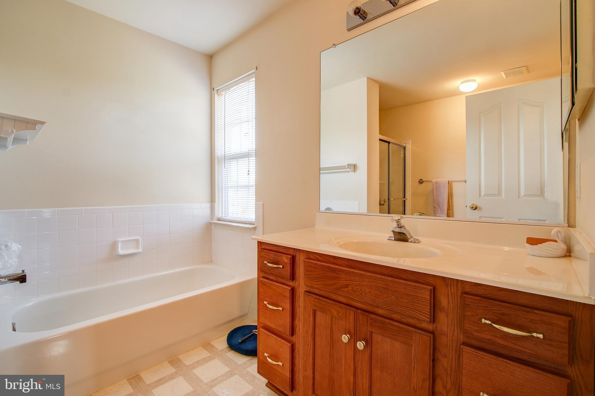 KINGSBROOK - Residential
