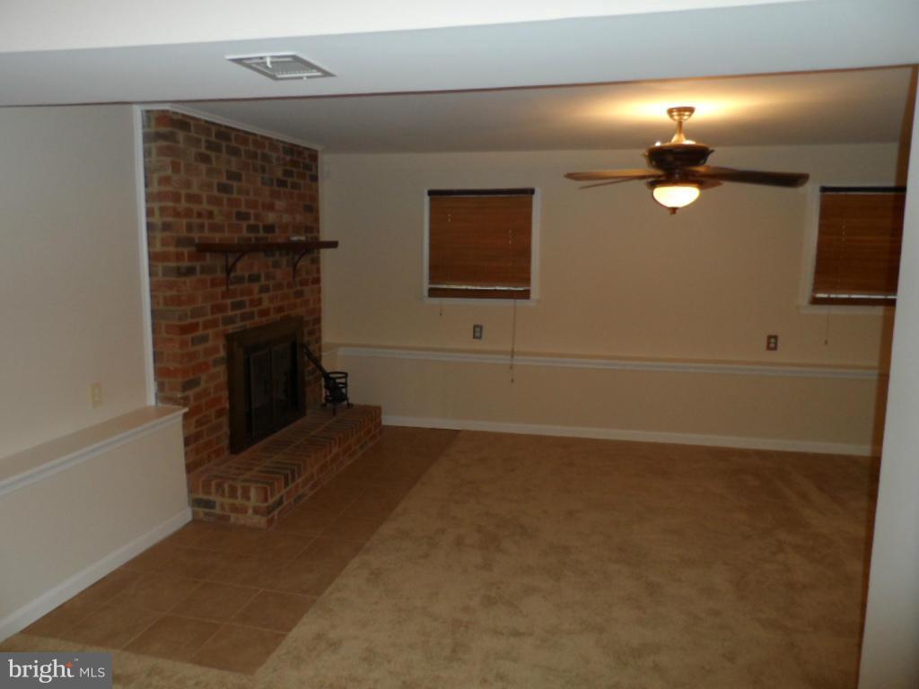 ST CHARLES SUB - HUNTINGTON - Residential Lease
