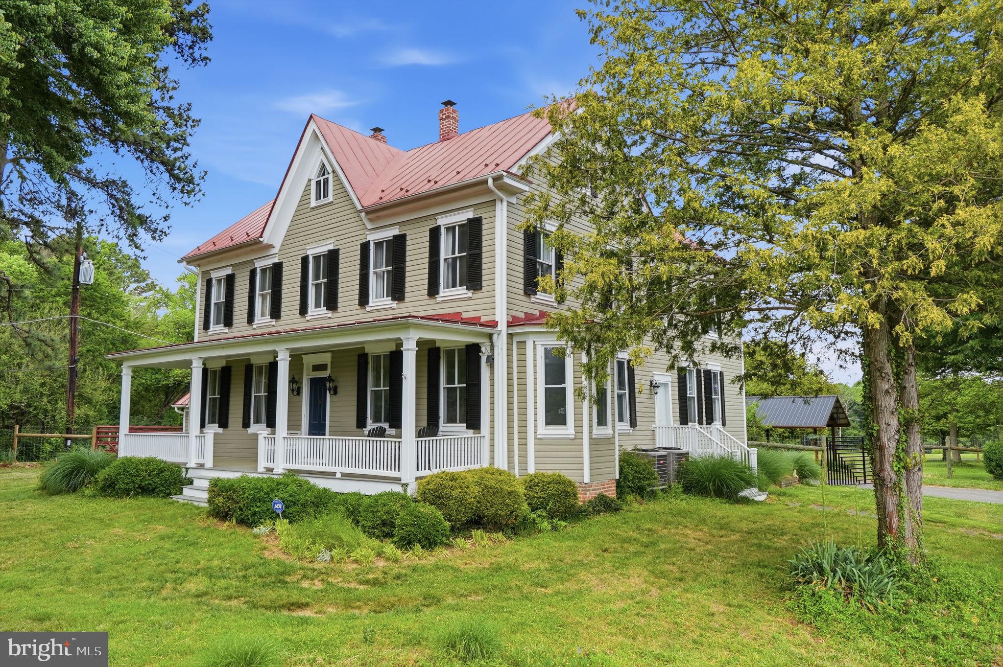 ROCKVILLE OUTSIDE - Residential