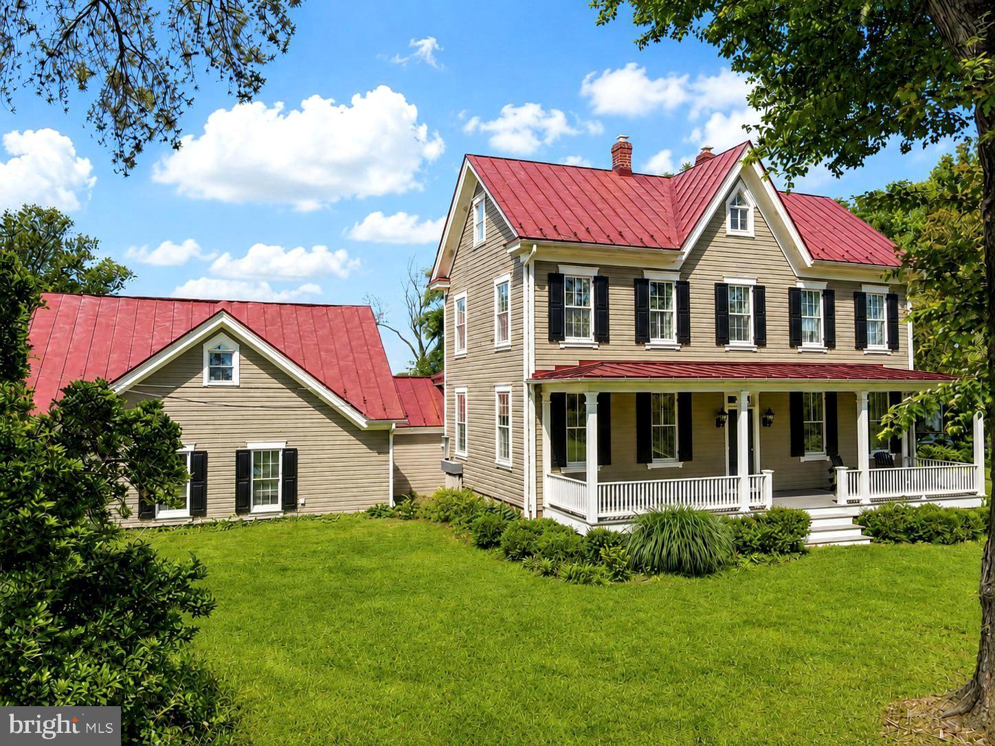 ROCKVILLE OUTSIDE - Residential