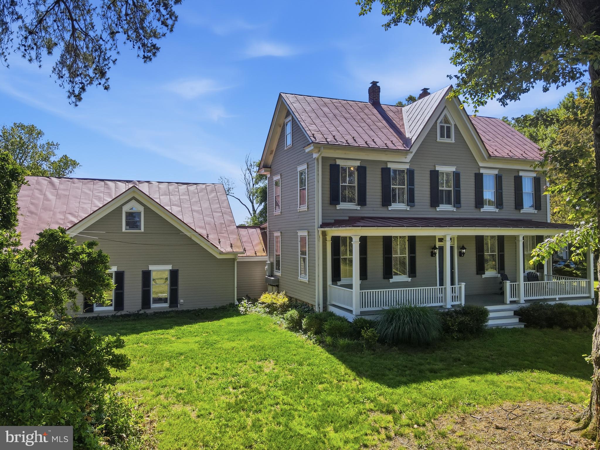 ROCKVILLE OUTSIDE - Residential