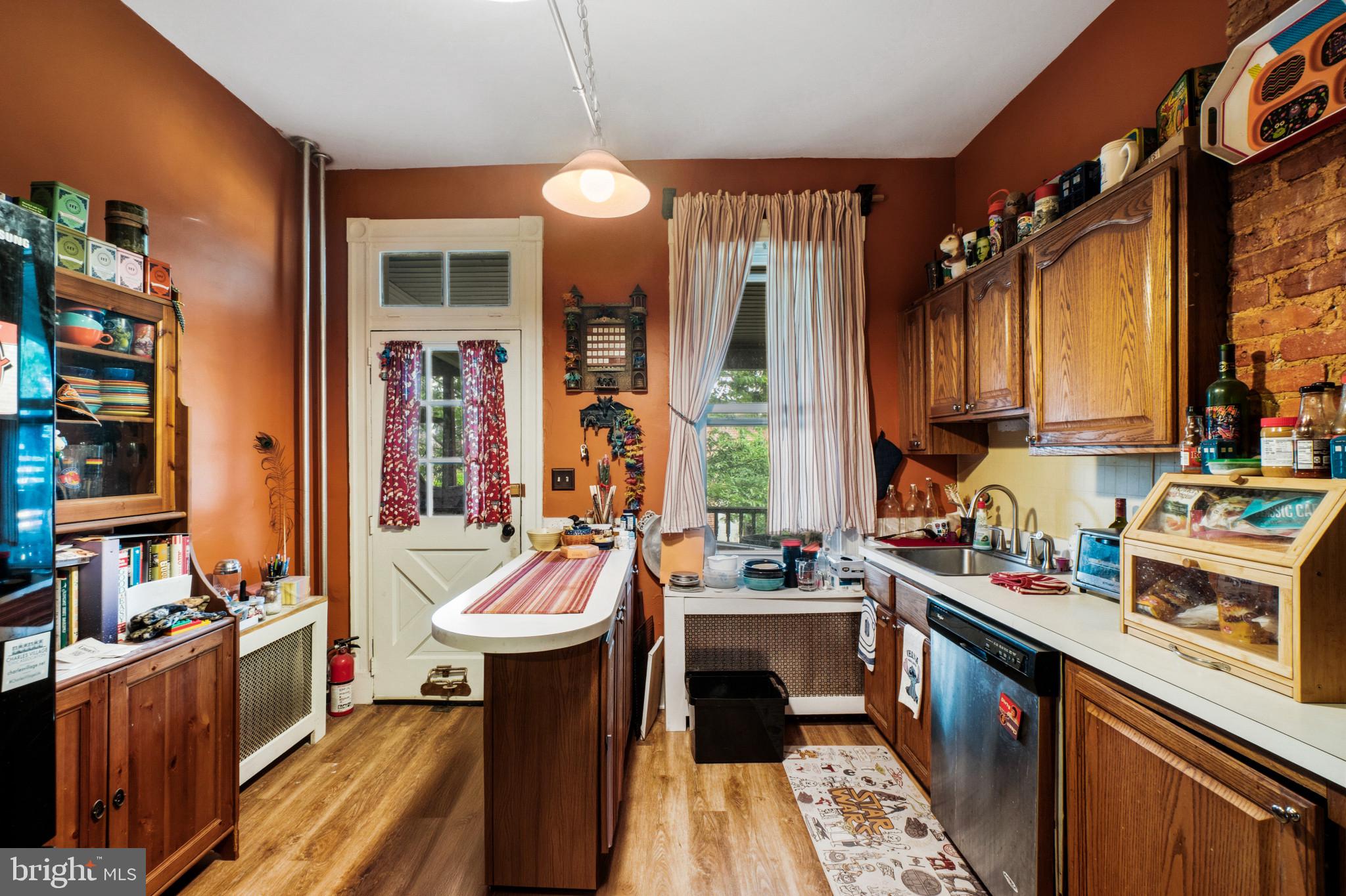 CHARLES VILLAGE - Residential