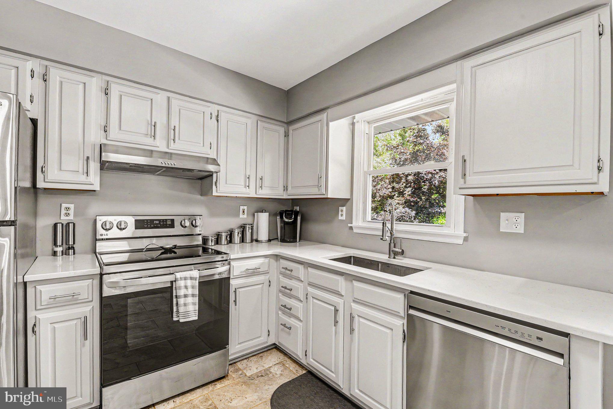 MANCHESTER FARMS - Residential