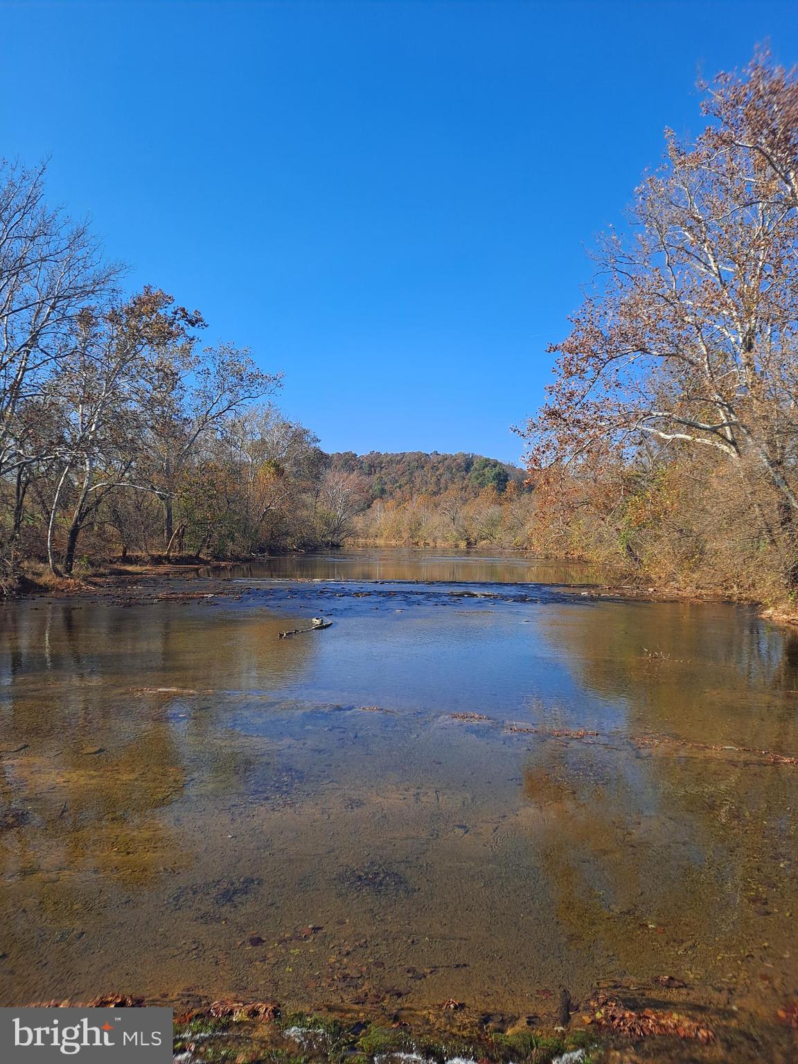 DEER RAPIDS - Land