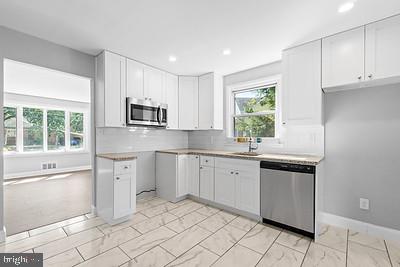 SILVER MANOR - Residential