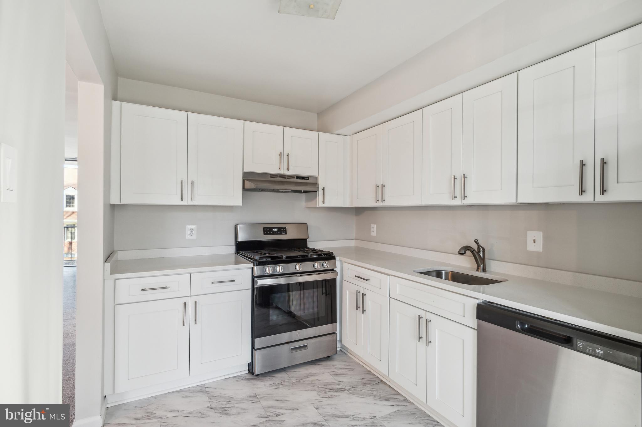 DIAMOND FARMS - Residential Lease