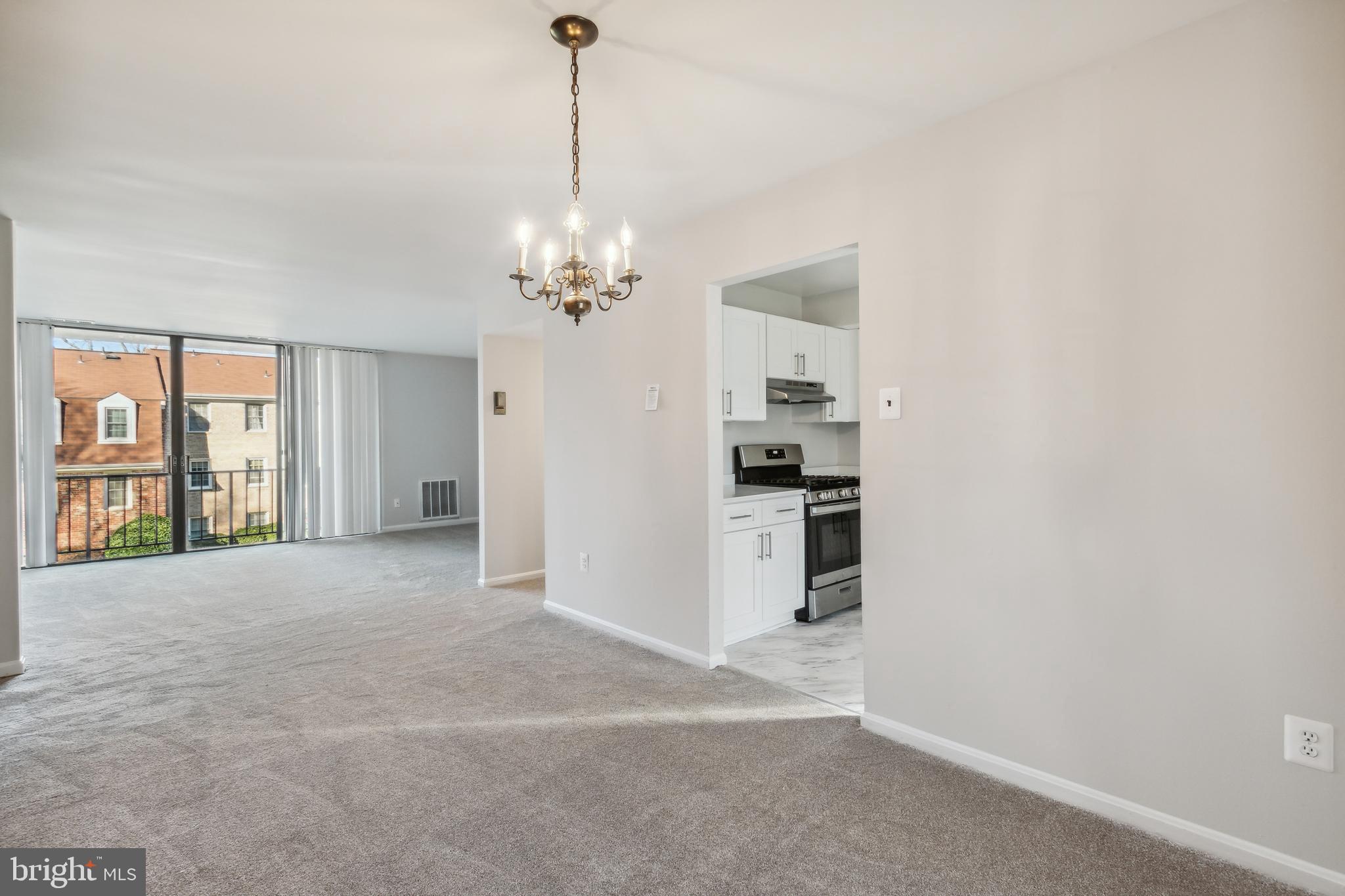 DIAMOND FARMS - Residential Lease