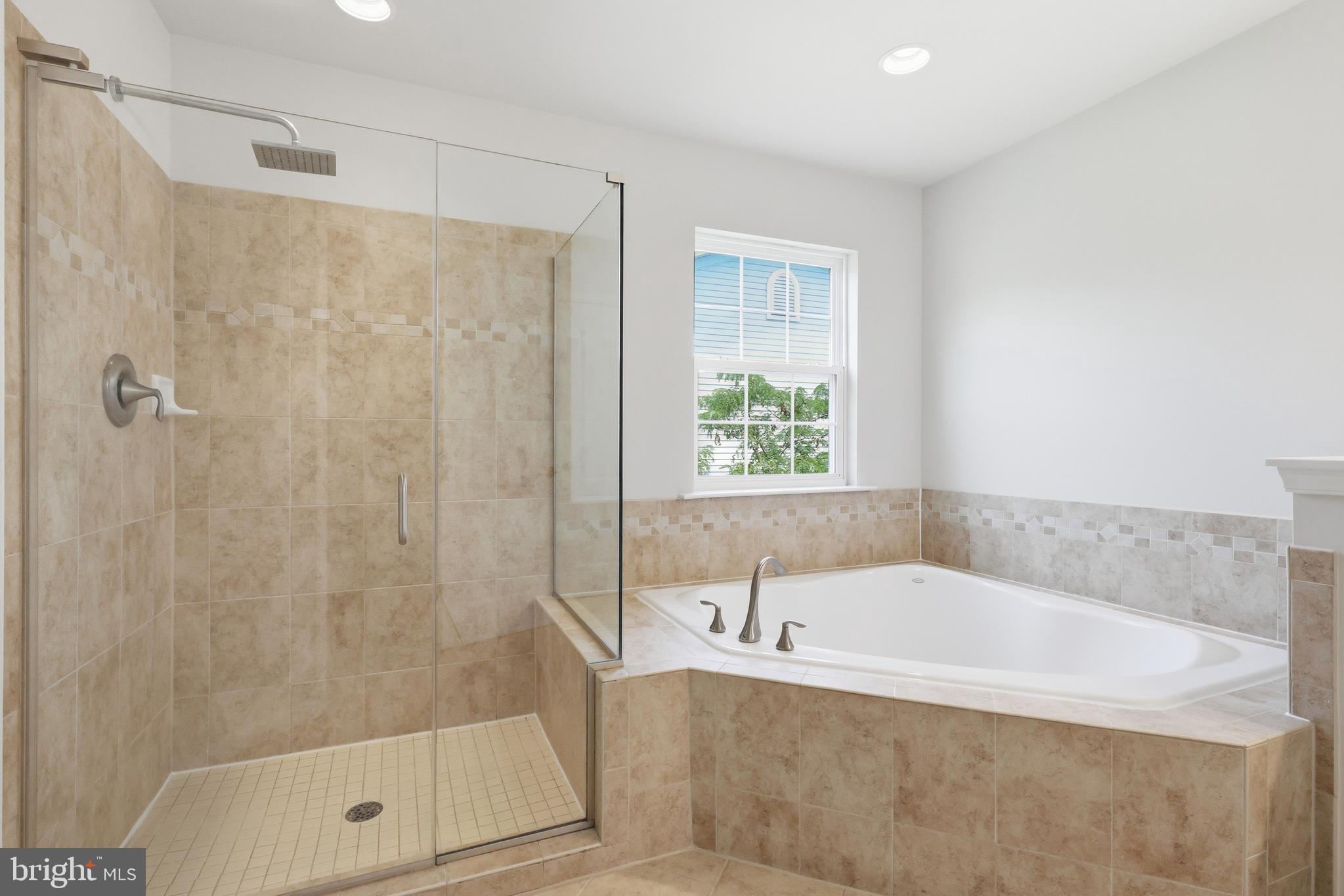 GATEWAY COMMONS - Residential