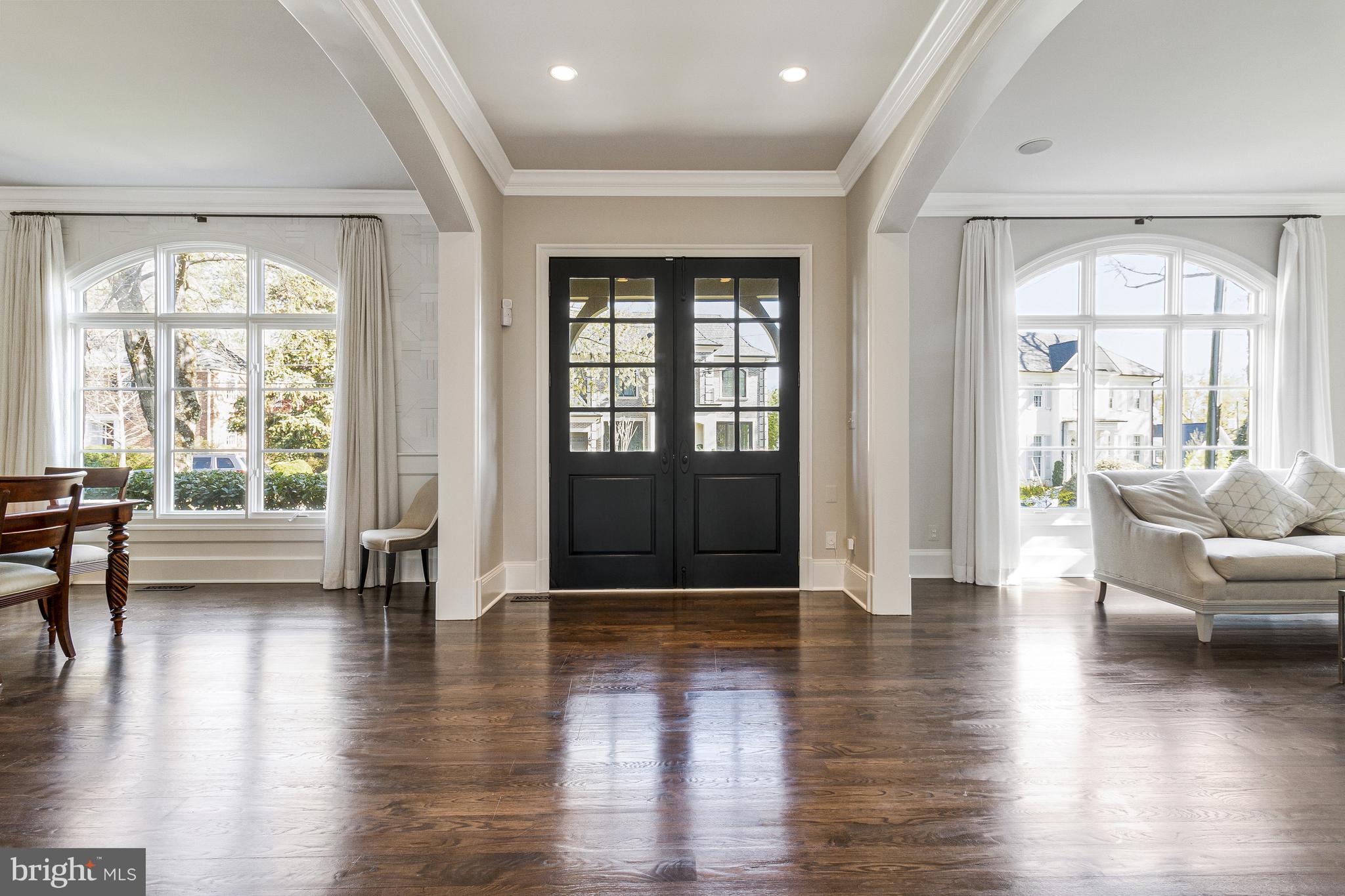COUNTRY CLUB HILLS - Residential