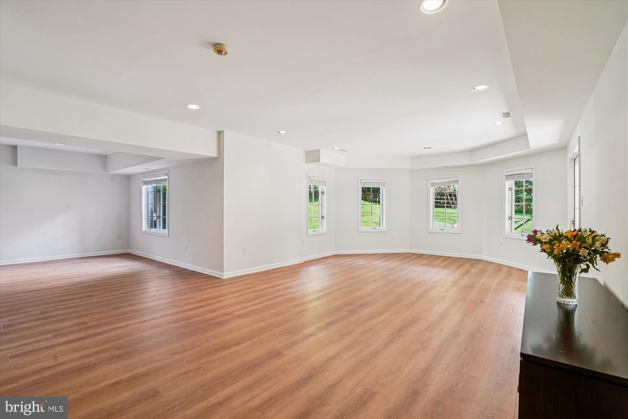 AVENEL - Residential