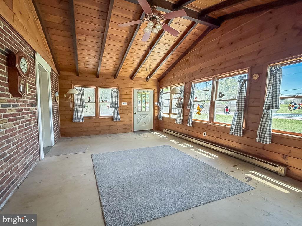 HIGHLAND FARMS - Residential