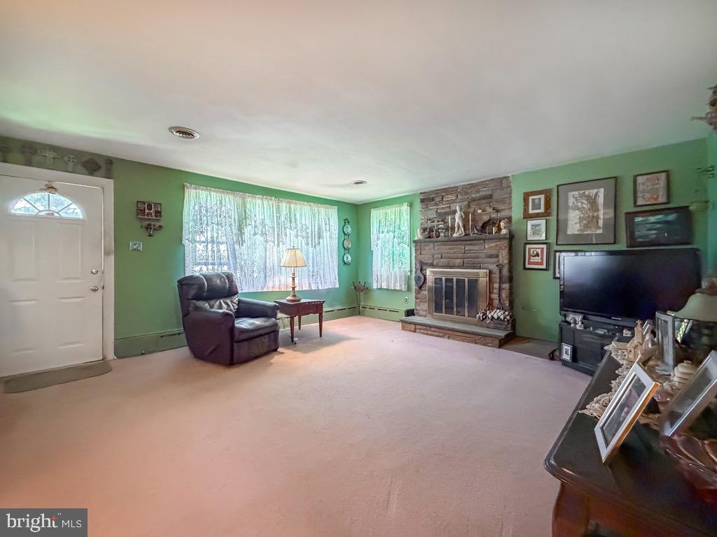 HIGHLAND FARMS - Residential