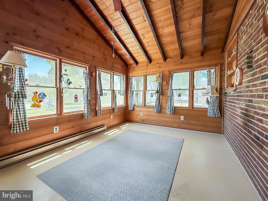 HIGHLAND FARMS - Residential