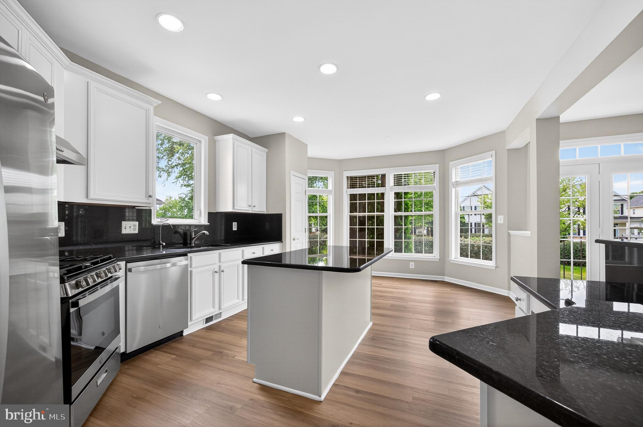 STONE RIDGE - Residential