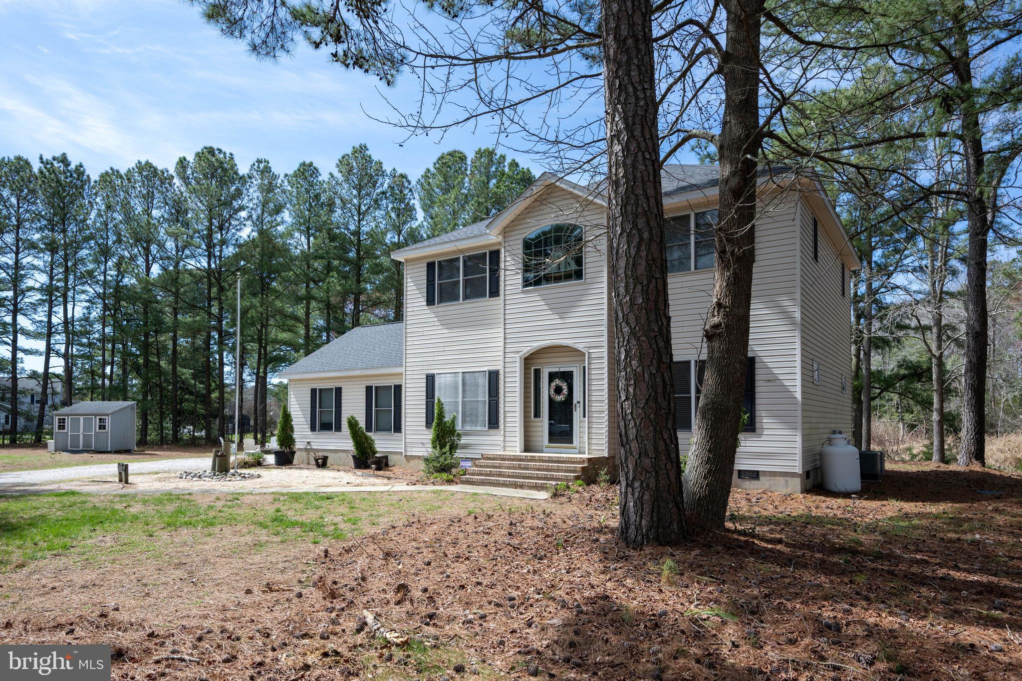 HOLIDAY HARBOR - Residential