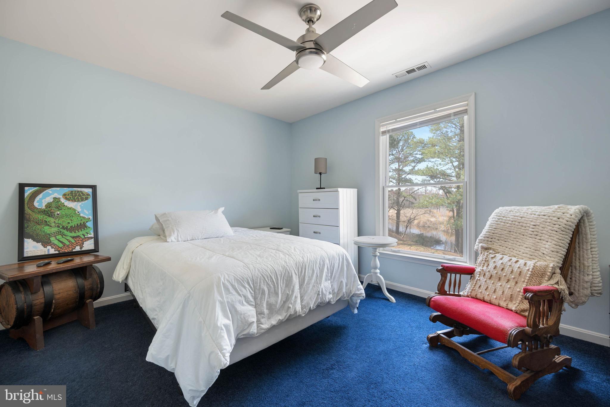 HOLIDAY HARBOR - Residential