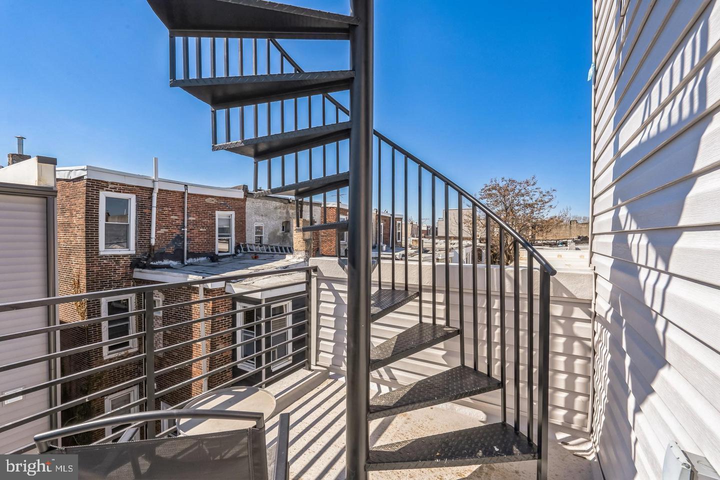 SHARSWOOD - Residential