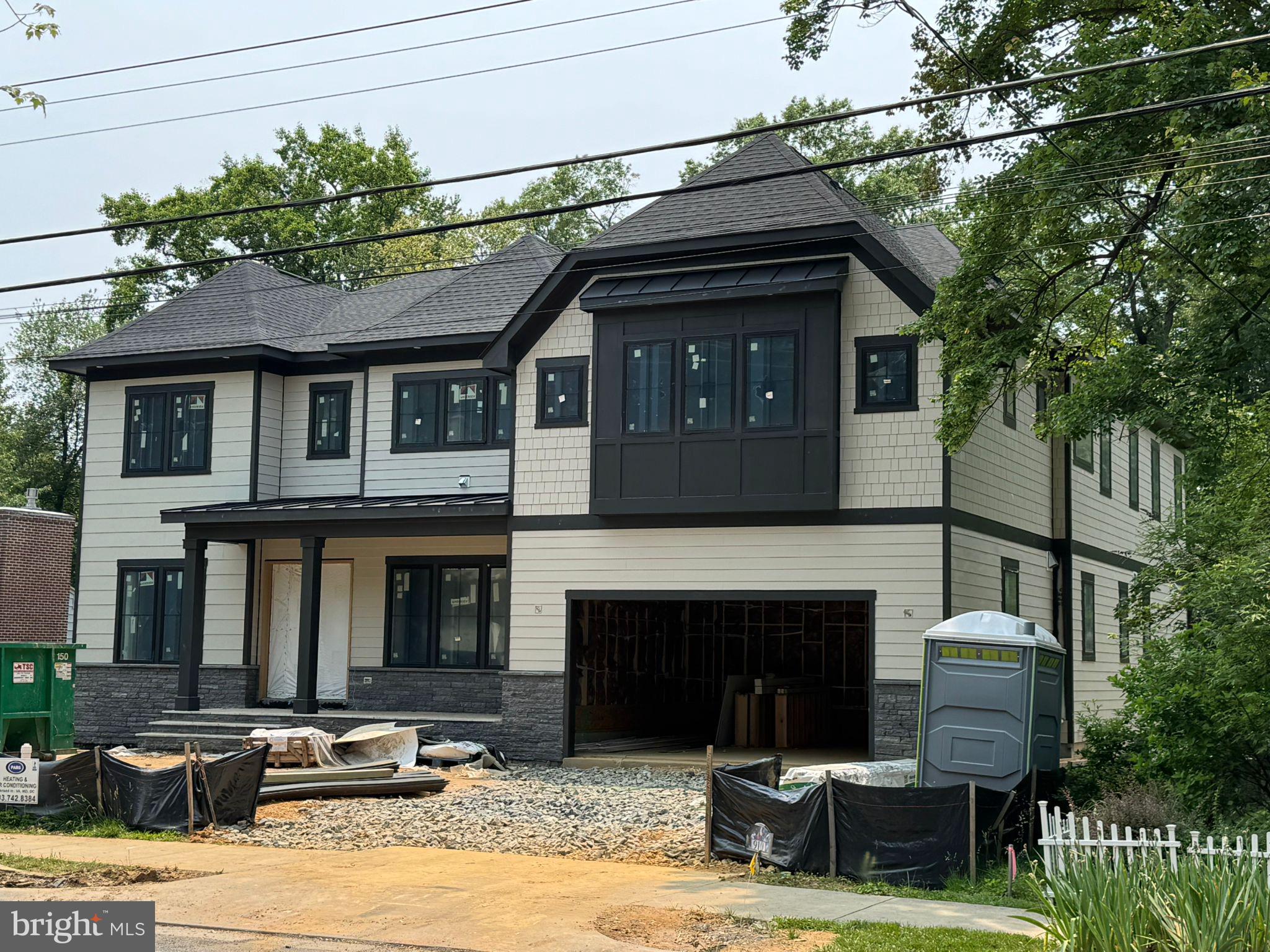 VIENNA WOODS - Residential
