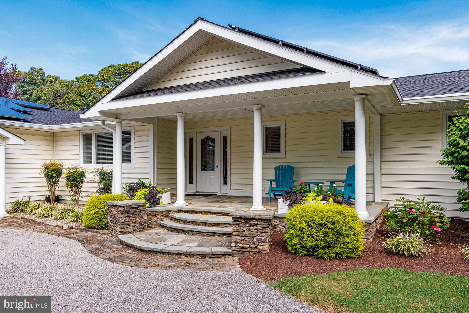 BELLE POINT FARM - Residential