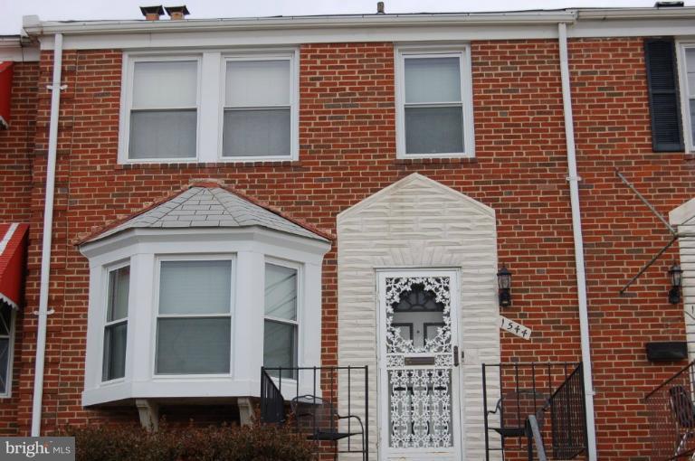 Back on the market! BANK SHORT SALE APPROVED at $78k, buyer walked, Bring your contract and let's close  A great location, great price. 20+yr original owner. Perfect for investor buyer or  1st buyer,  EMD to be held by listing broker no exceptions... Offer subject to third party approval. One bank BOA, Wont last long, handled by experienced short sale team... please see addendums attached