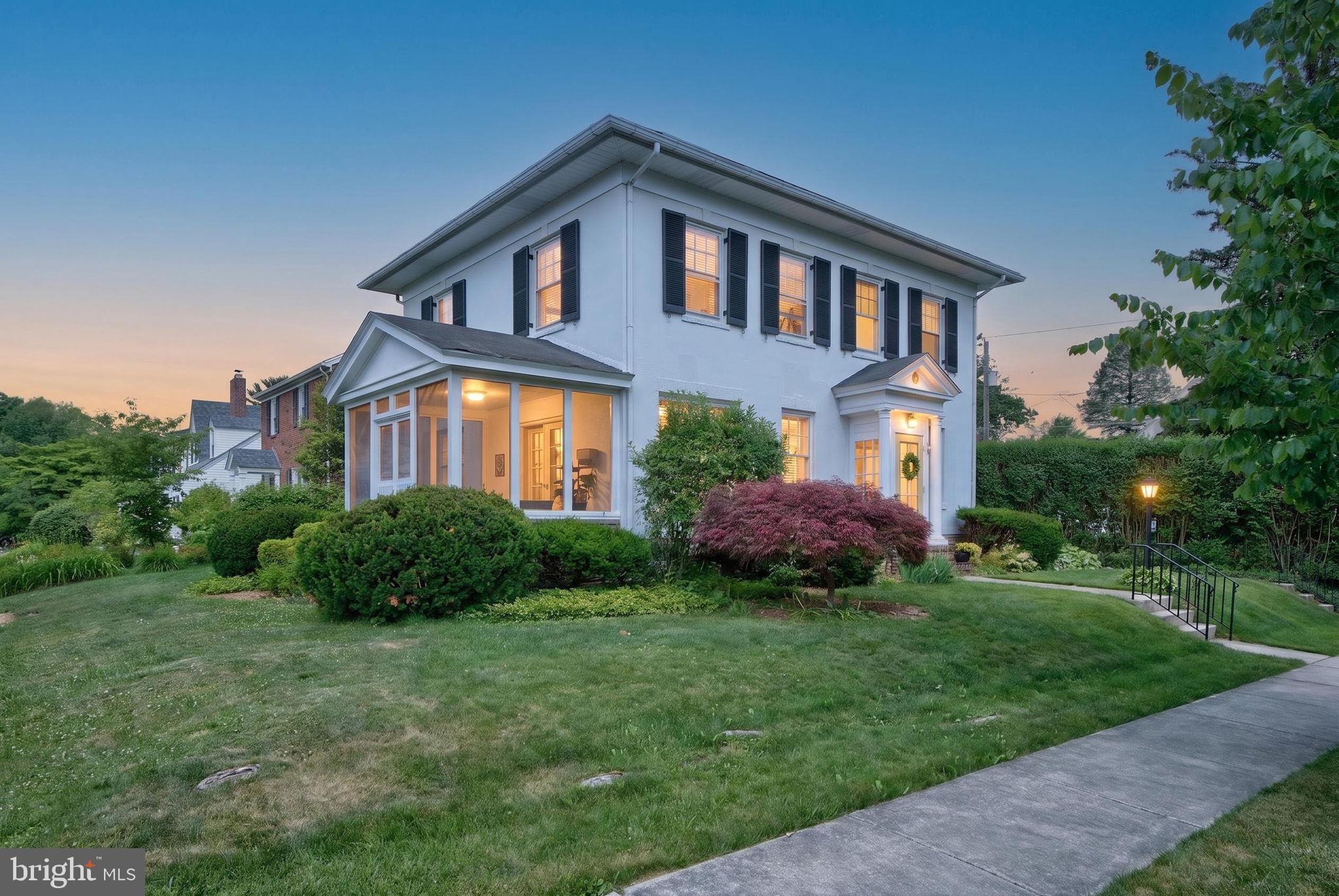 COLLEGE HEIGHTS - Residential