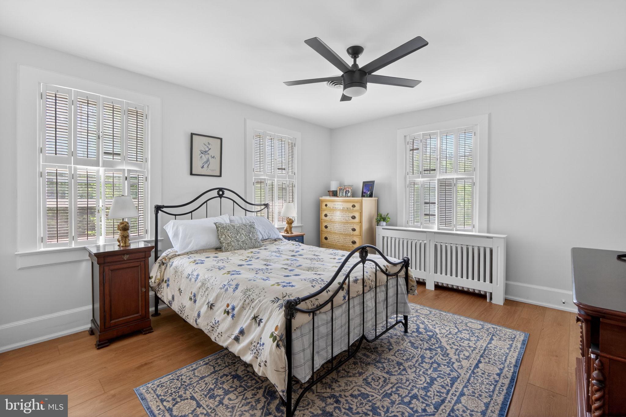 COLLEGE HEIGHTS - Residential