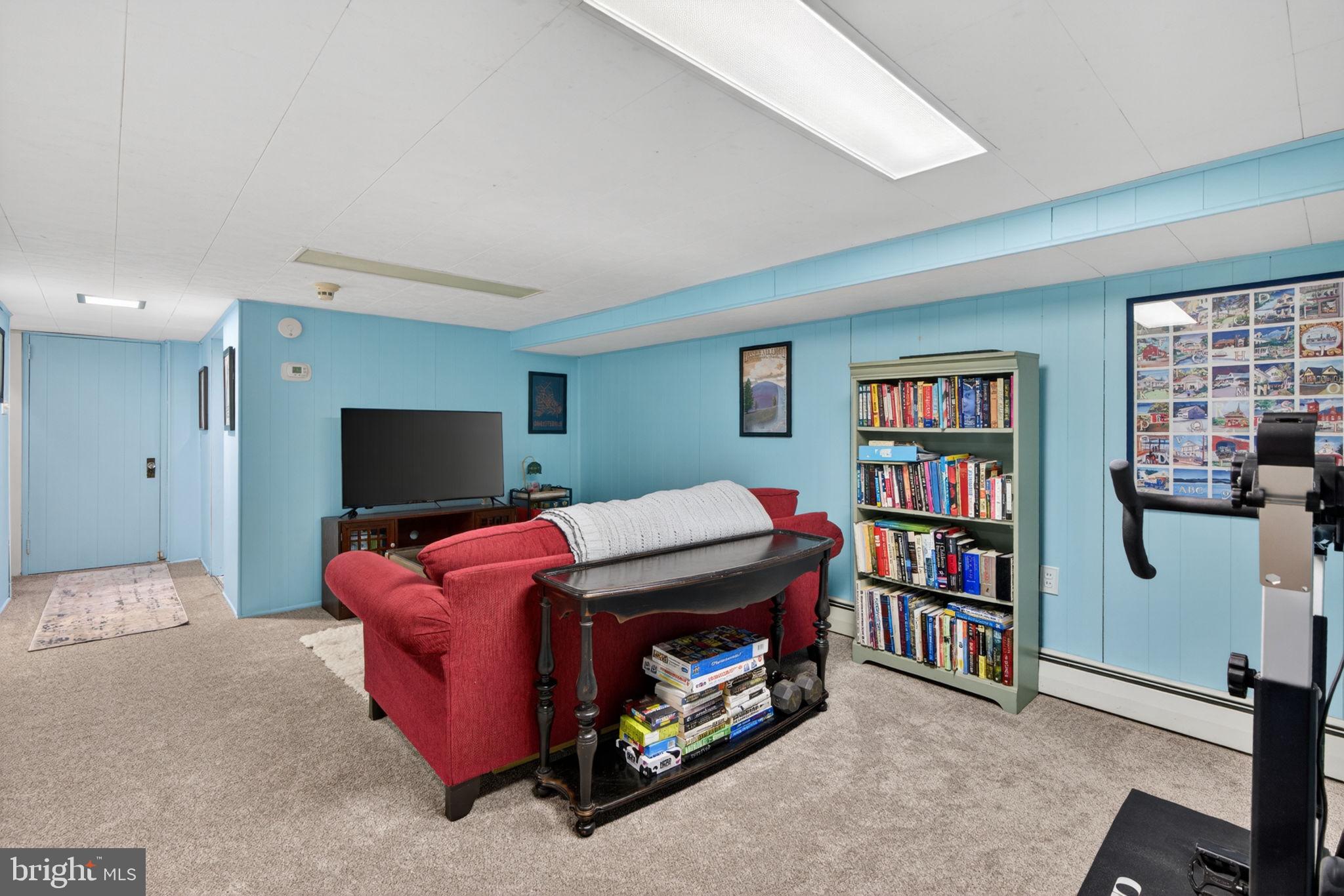 COLLEGE HEIGHTS - Residential