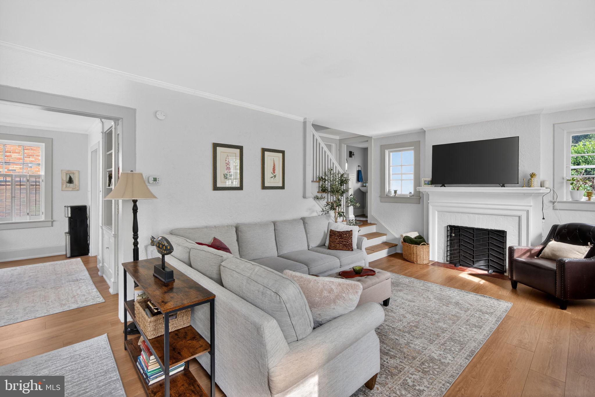COLLEGE HEIGHTS - Residential