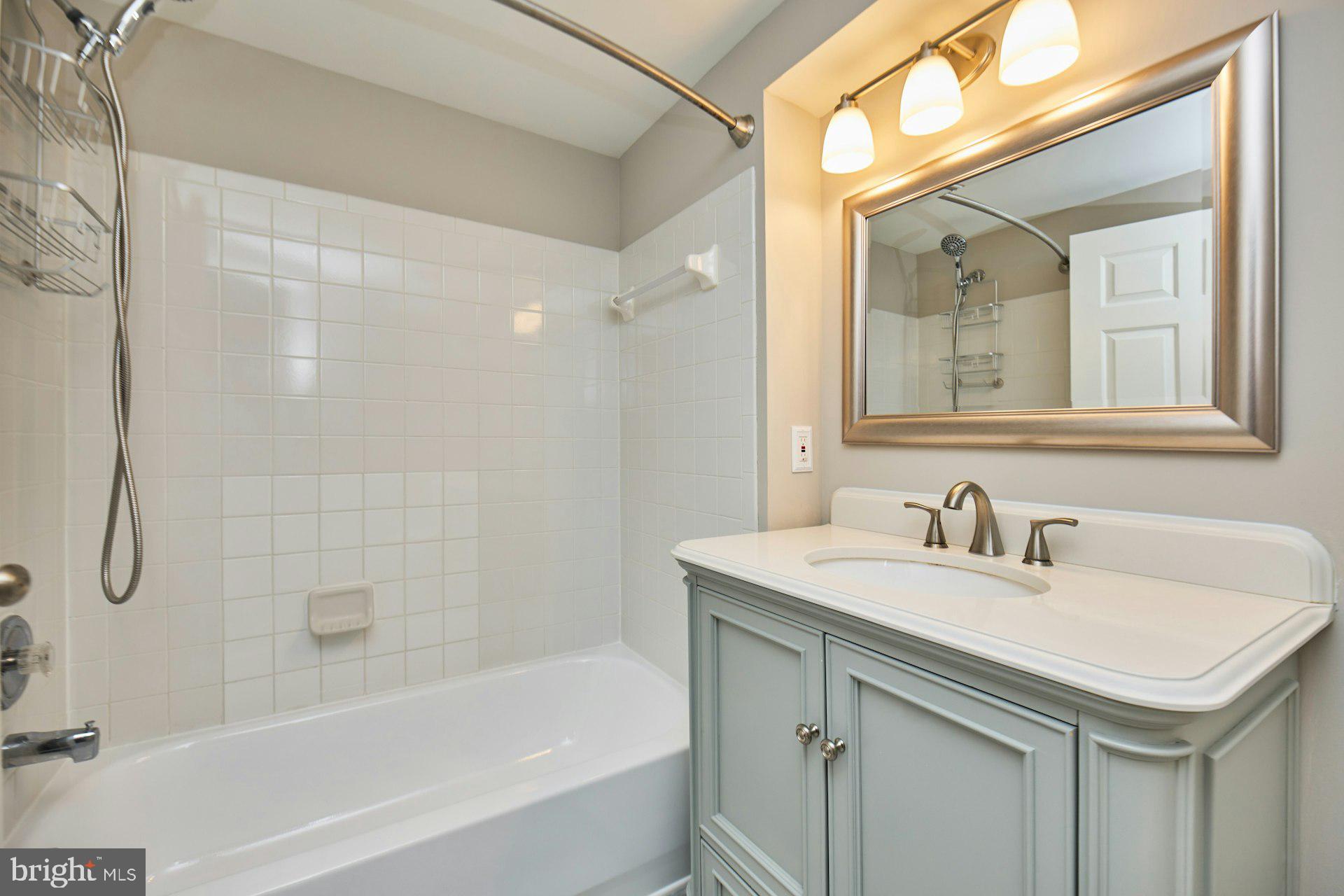 GREENHILL CROSSING - Residential