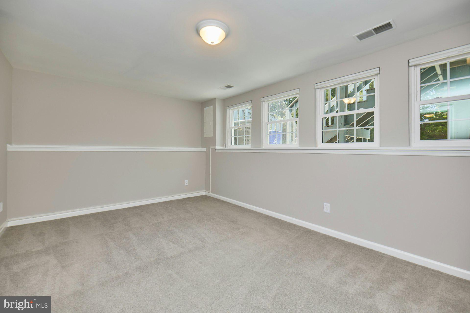 GREENHILL CROSSING - Residential