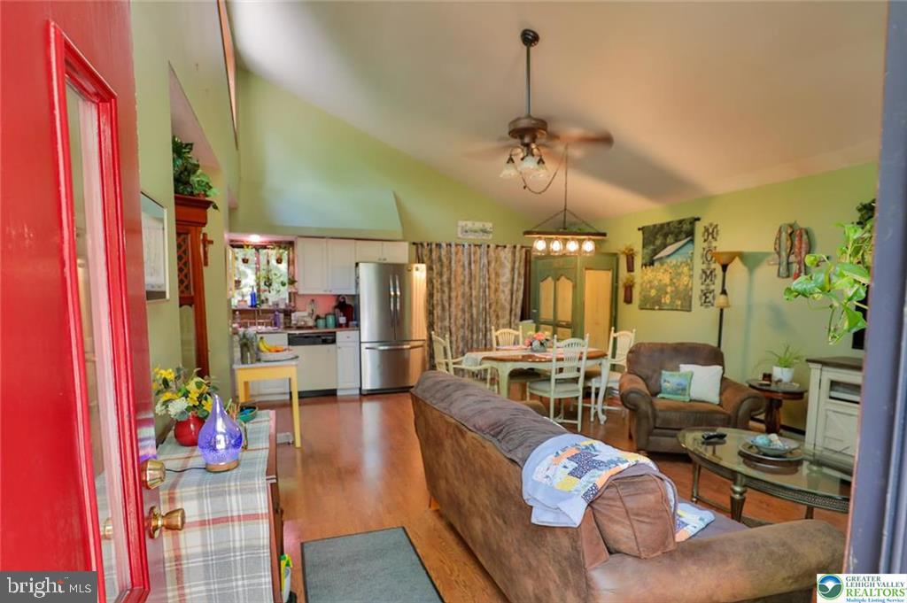 PENN ESTATES - Residential