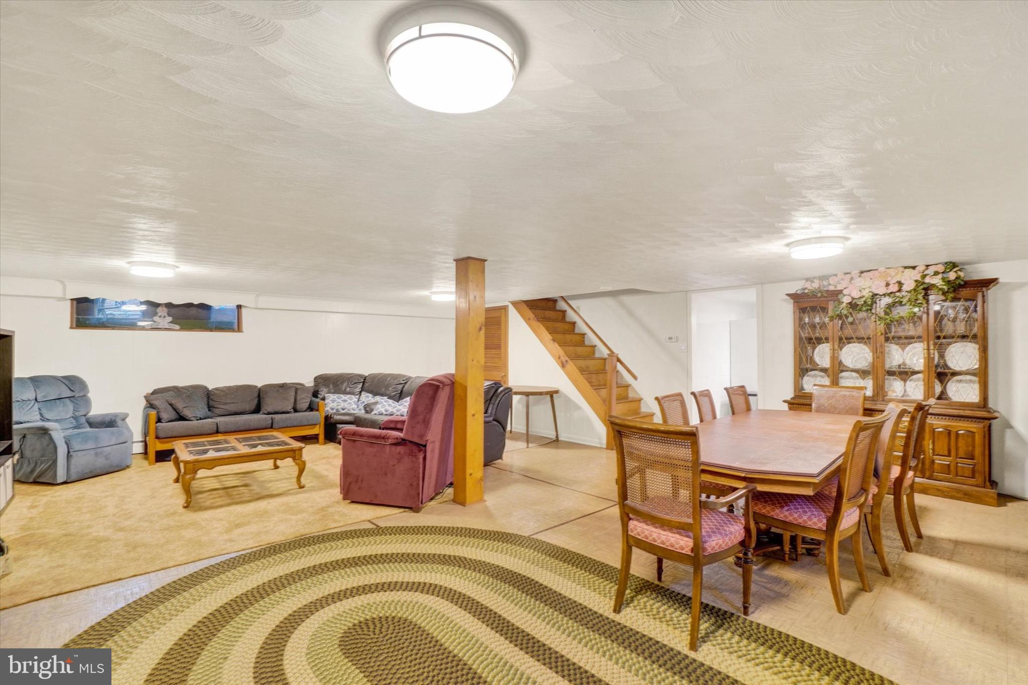 TOWER VILLAGE - Residential