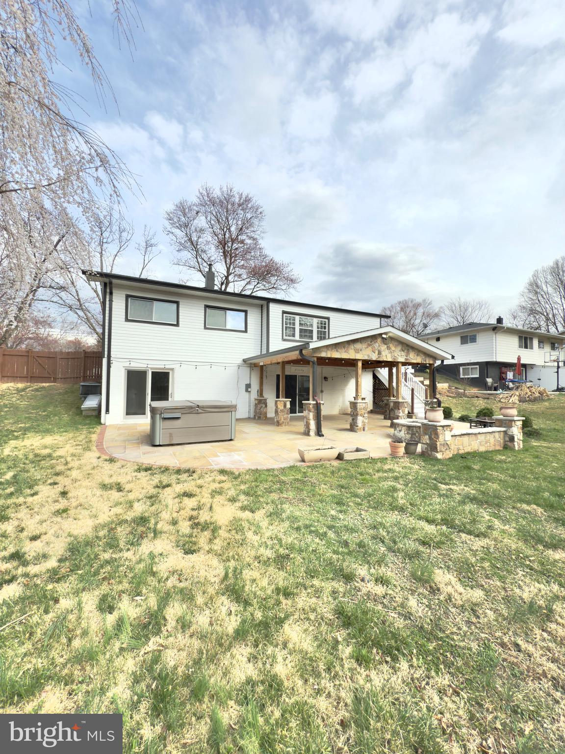 RAVENSWORTH GROVE - Residential Lease