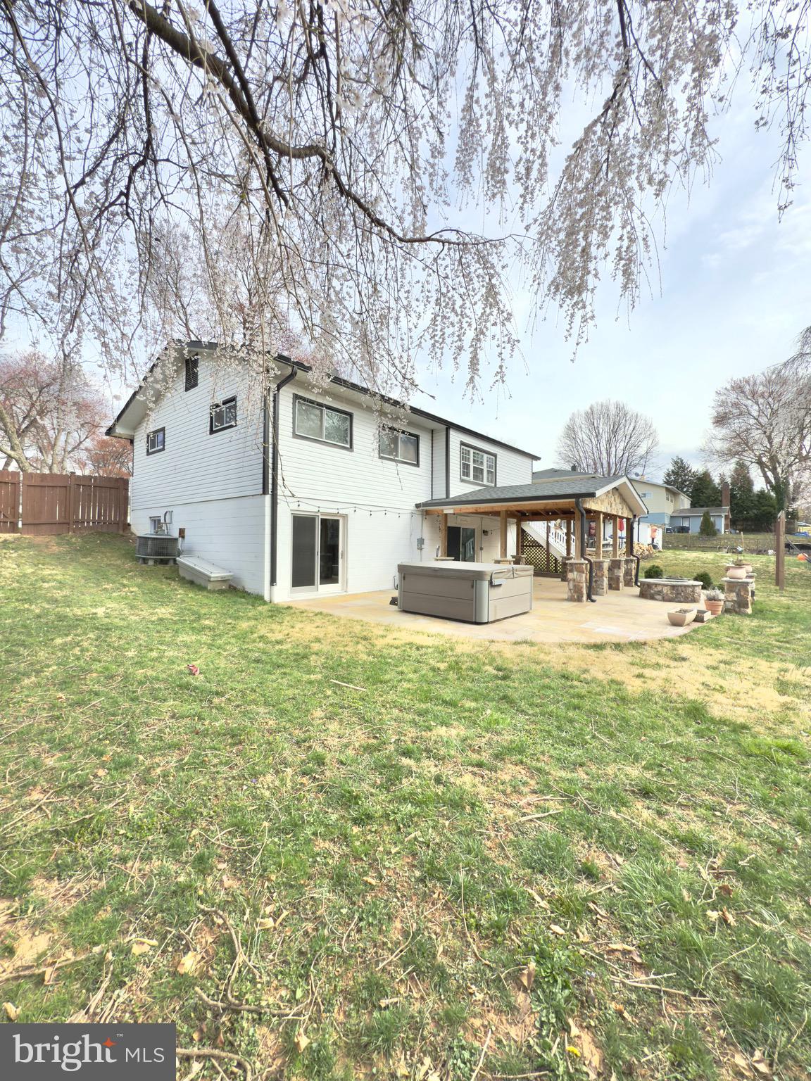 RAVENSWORTH GROVE - Residential Lease