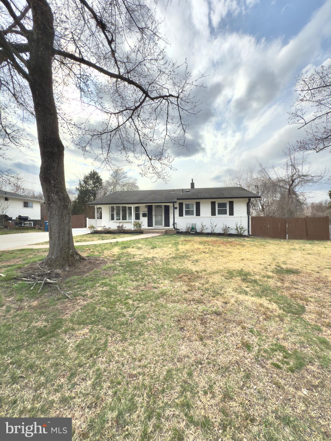 RAVENSWORTH GROVE - Residential Lease