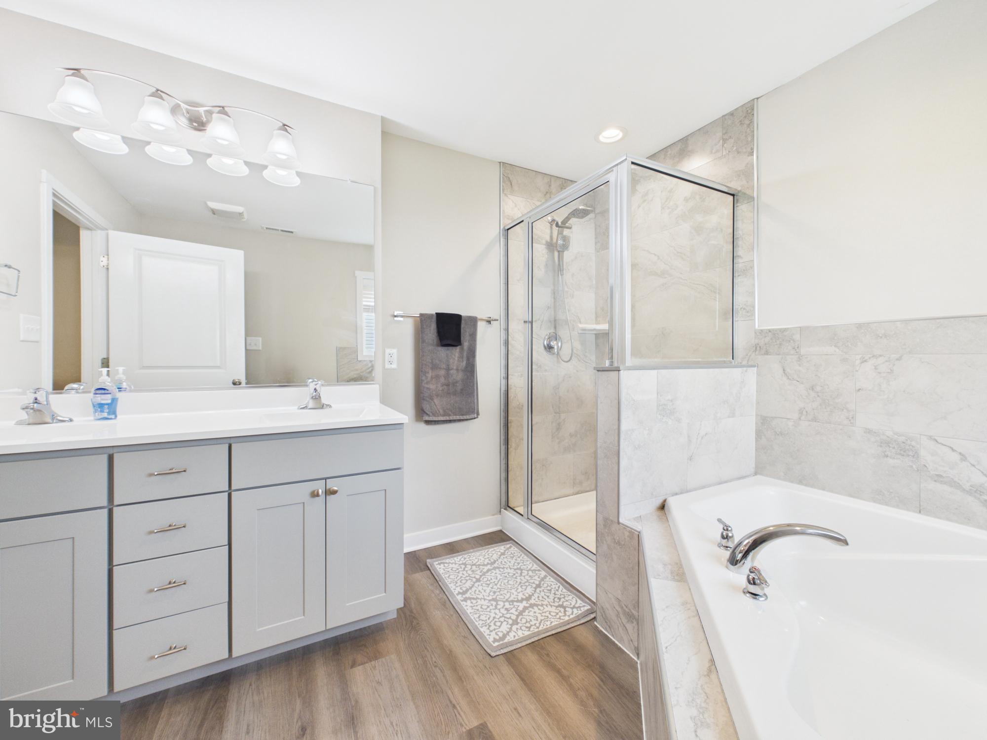 STONEY RIDGE - Residential
