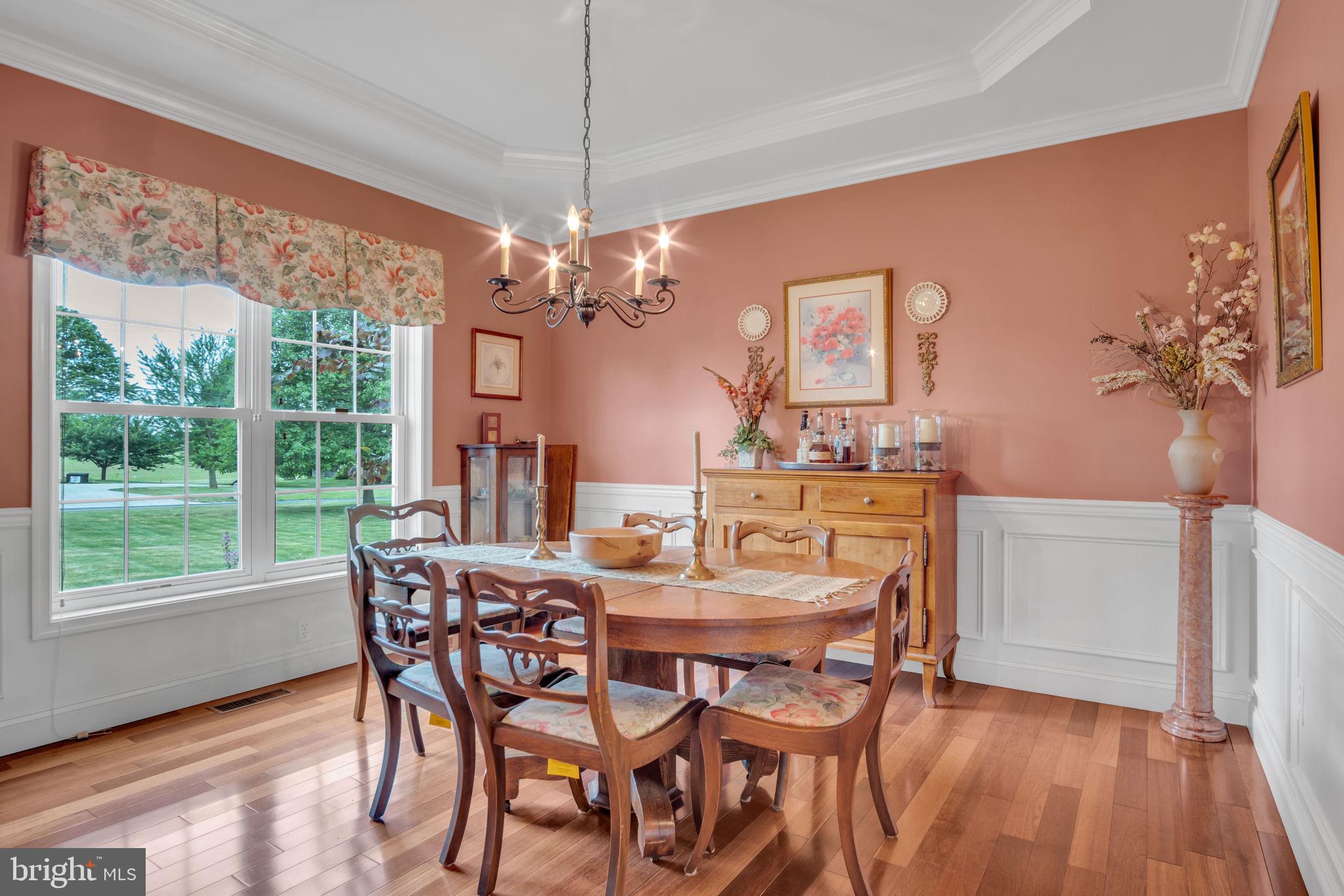 RIDGE ESTATES - Residential