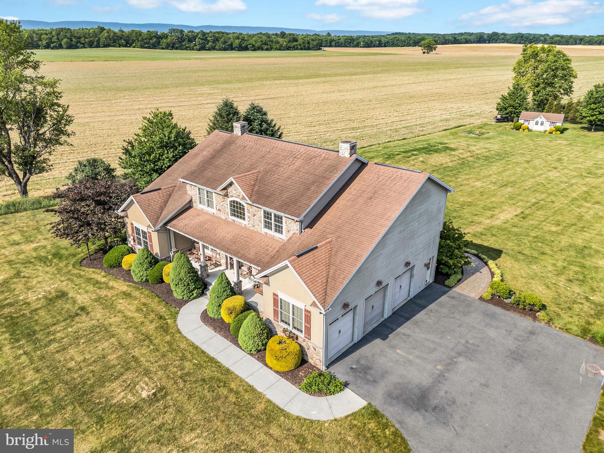 RIDGE ESTATES - Residential