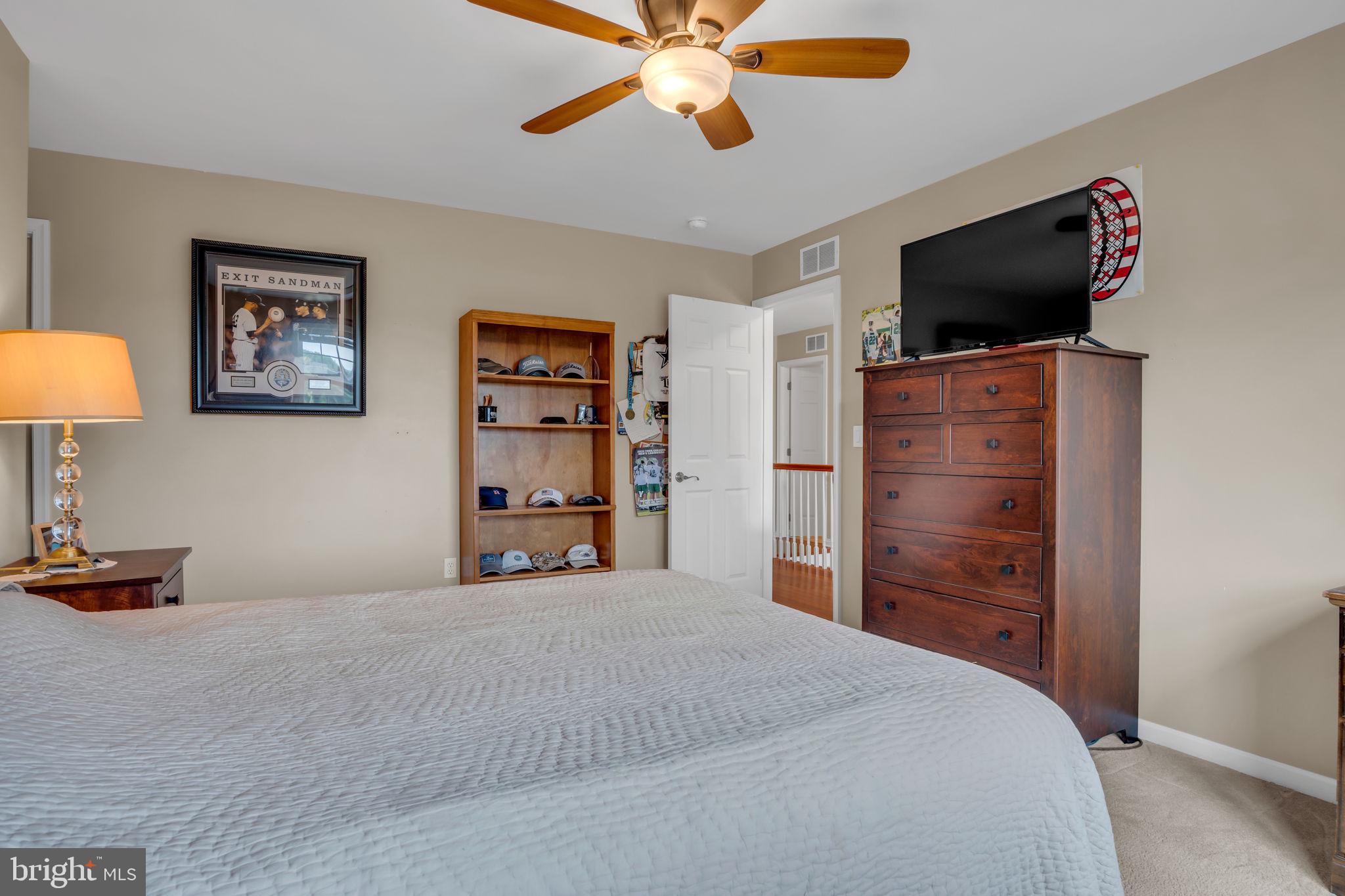 RIDGE ESTATES - Residential