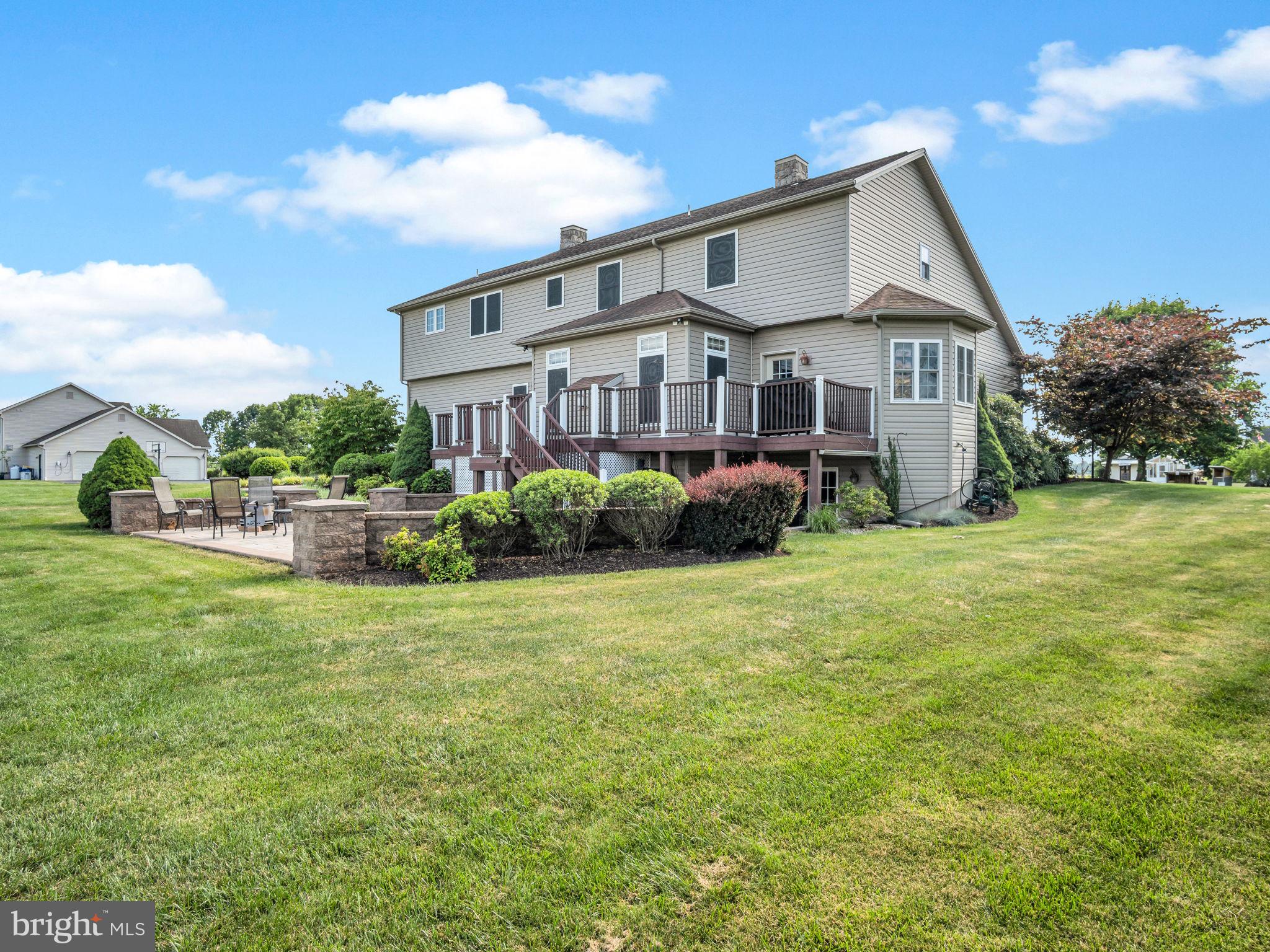 RIDGE ESTATES - Residential