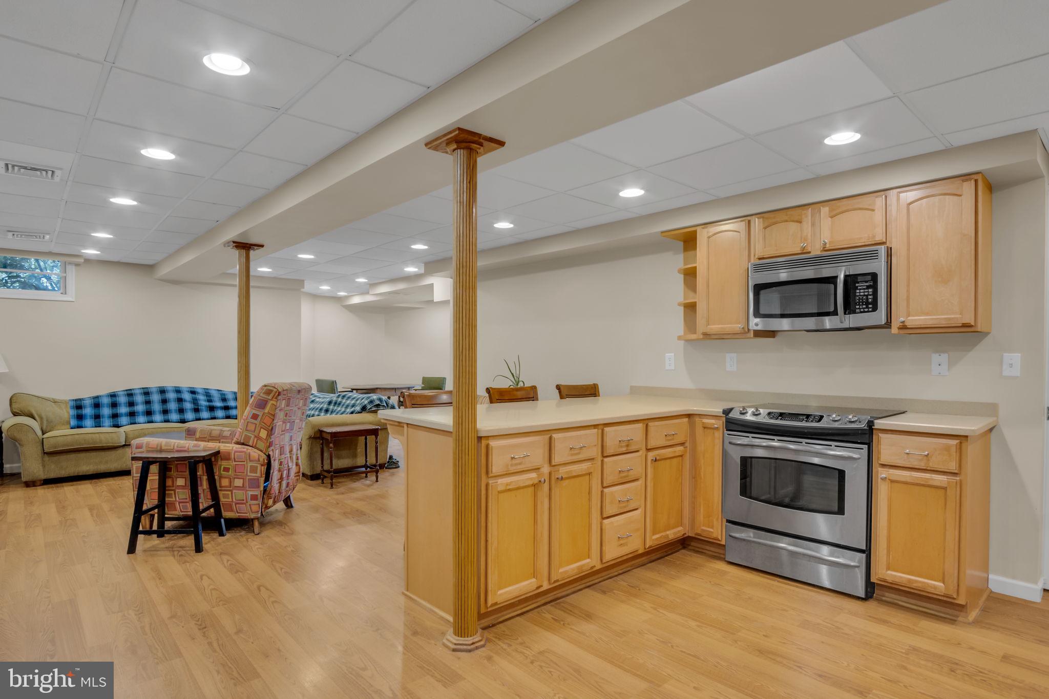 RIDGE ESTATES - Residential
